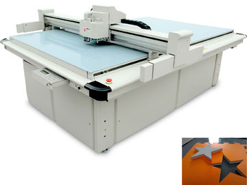 정밀도 CNC 틈막이 절단기/UV 디지털 방식으로 인쇄기 편리한 정비