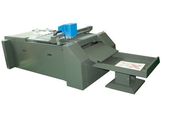 Ｓ PVC 이사회, 미르코를 위해 일하는 플로터의 줄이고 주름을 잡는 MEC-B5070 박스는 보드피피 이사회와 하얀 카드 백서를 주름지게 했습니다.